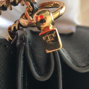 Tory Burch Robinson Convertible Shoulder Bag